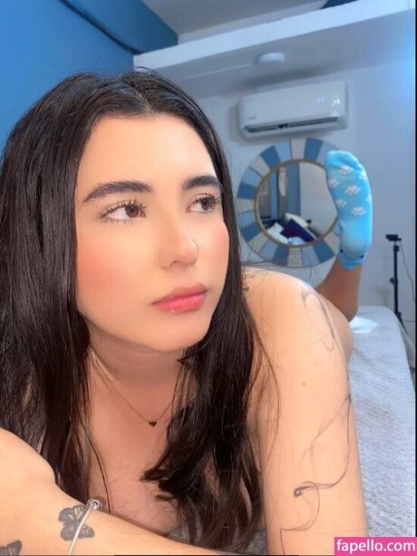 Foto di nudo di fuga di OnlyFans di Lianabernocchi
