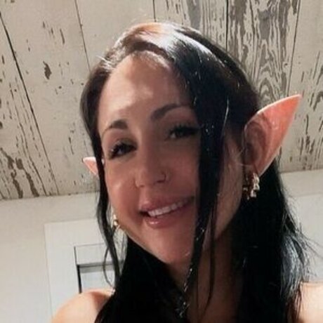 Foto di nudo di fuga di OnlyFans di Missecuer