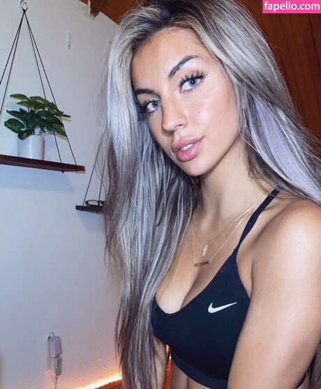 Foto di nudo di fuga di OnlyFans di Honeyxxo
