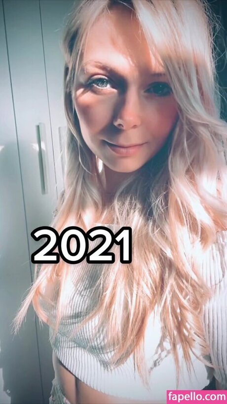Foto di nudo di fuga di OnlyFans di Smileydani158
