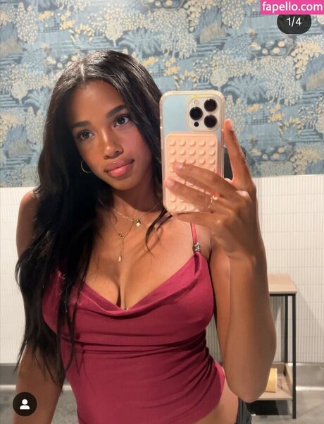 Foto di nudo di fuga di OnlyFans di Taylore Rae
