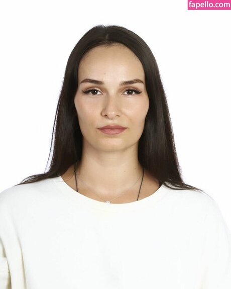 Foto di nudo di fuga di OnlyFans di Katsiaryna Kavaleva