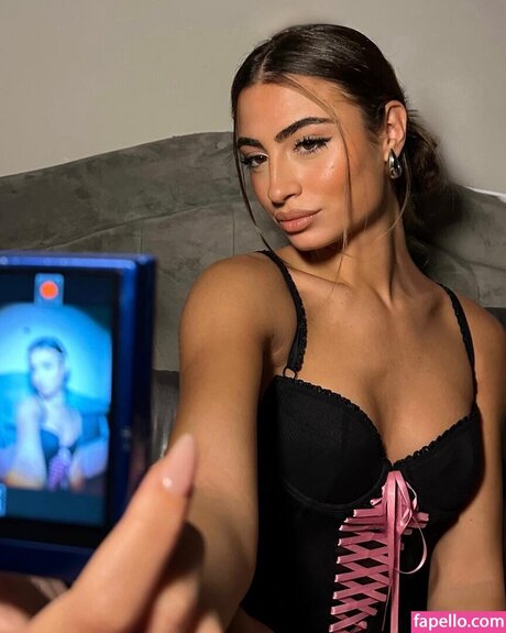 Foto di nudo di fuga di OnlyFans di Melissasantachiara