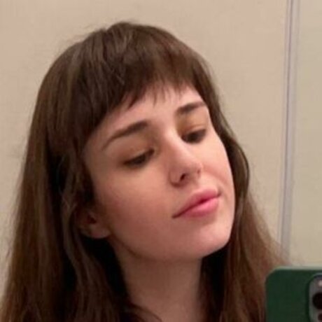 Foto di nudo di fuga di OnlyFans di Madeline Quinn