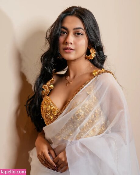 Foto di nudo di fuga di OnlyFans di Reem Shaikh