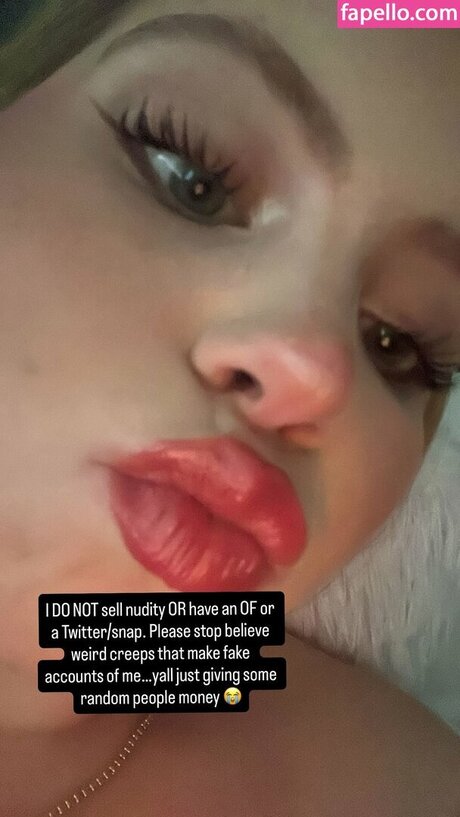 Foto di nudo di fuga di OnlyFans di Sadie Stone
