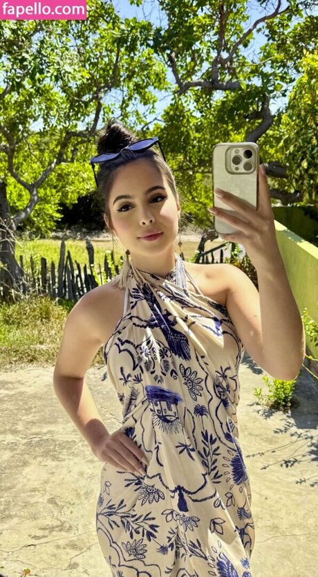 Foto di nudo di fuga di OnlyFans di Larissa Costa