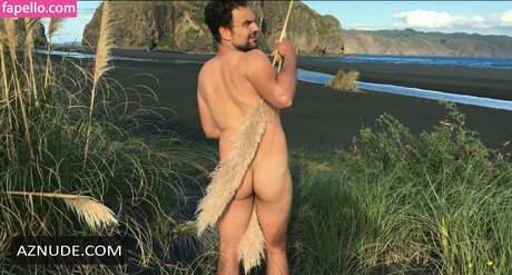 Foto di nudo di fuga di OnlyFans di Thereisnoiinthreesome