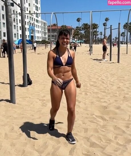Foto di nudo di fuga di OnlyFans di Lorena Abreu