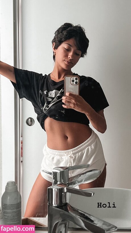 Foto di nudo di fuga di OnlyFans di Carolina Oliveira