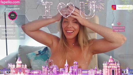 Foto di nudo di fuga di OnlyFans di Nova Lee