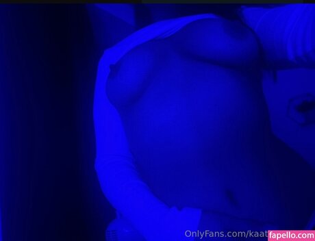 Foto di nudo di fuga di OnlyFans di Kaatiecrowder