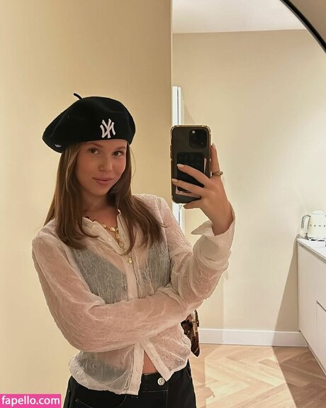Foto di nudo di fuga di OnlyFans di Rhode Kok