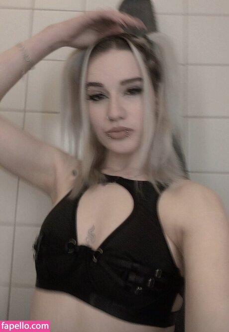 Foto di nudo di fuga di OnlyFans di Skystn