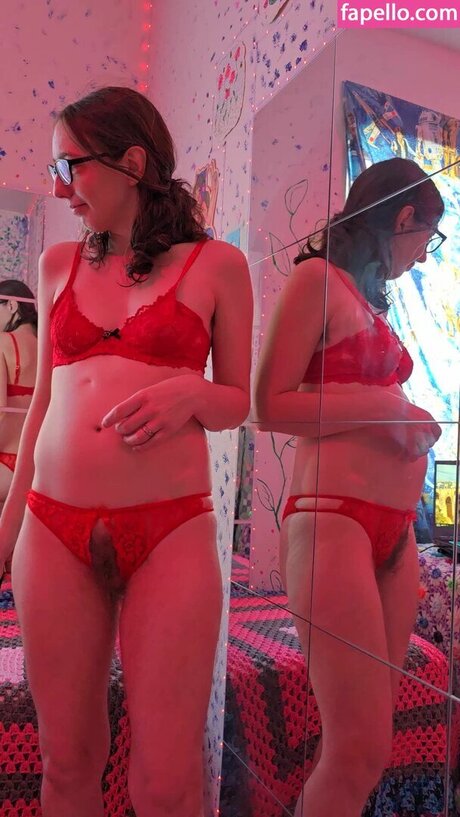 Foto di nudo di fuga di OnlyFans di Sketchylady