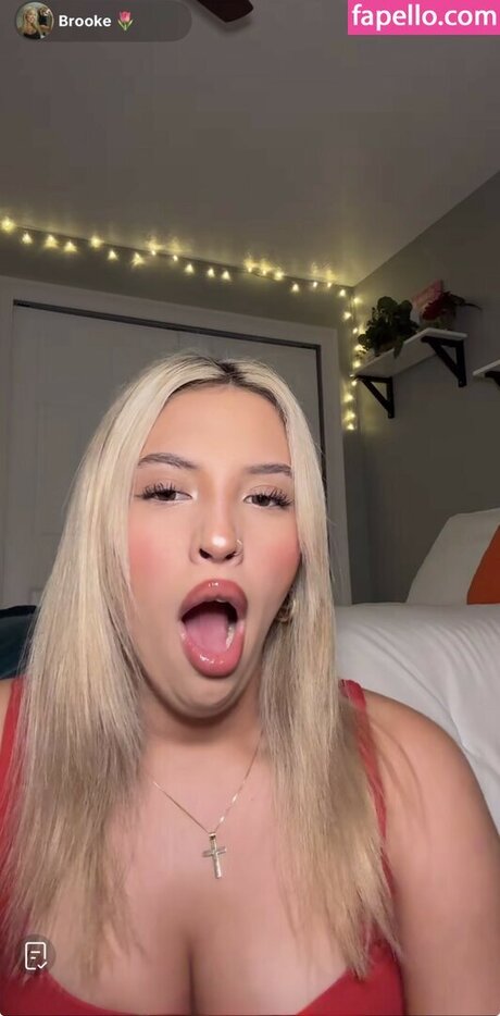 Foto di nudo di fuga di OnlyFans di Cloud Asmr