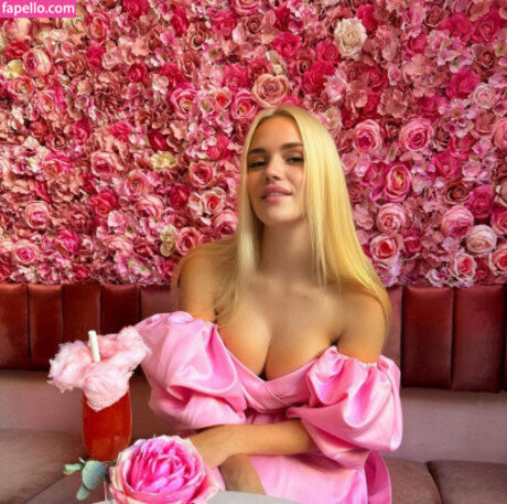 Foto di nudo di fuga di OnlyFans di Era Queen