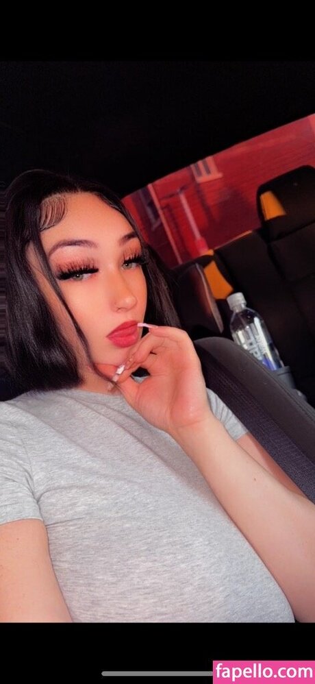Foto di nudo di fuga di OnlyFans di Blondebarbixxx