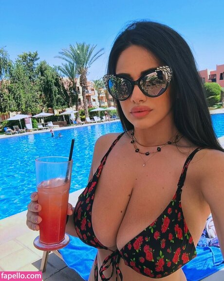 Foto di nudo di fuga di OnlyFans di Michela Santoboni