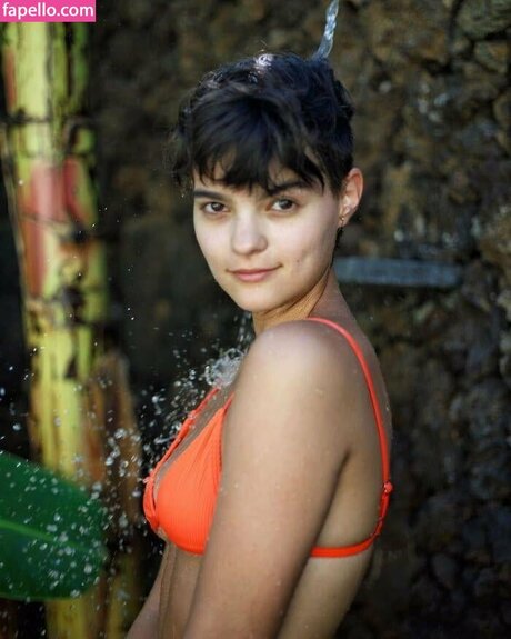 Foto di nudo di fuga di OnlyFans di Brianna Hildebrand