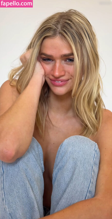 Sarah Hands