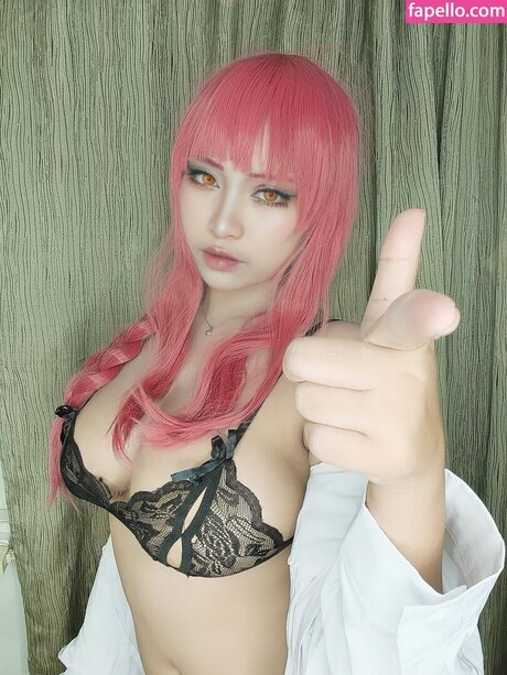 Foto di nudo di fuga di OnlyFans di Vayzen Rin