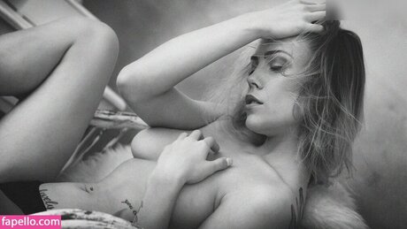 Foto di nudo di fuga di OnlyFans di Miri Be