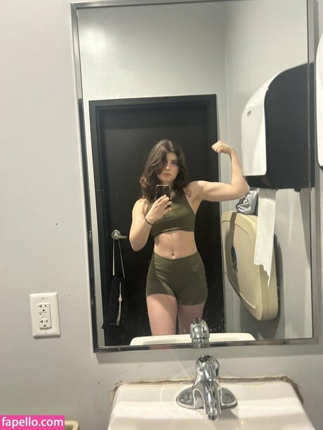 Foto di nudo di fuga di OnlyFans di Squirtstain