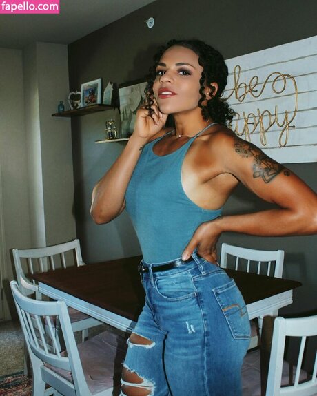 Foto di nudo di fuga di OnlyFans di Amber Reacts