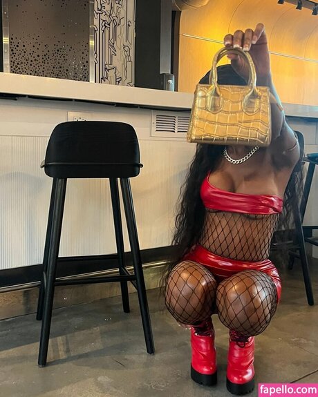 Foto di nudo di fuga di OnlyFans di Nia Bia
