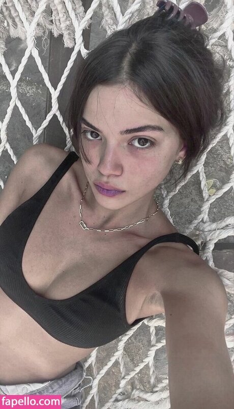 Foto di nudo di fuga di OnlyFans di Eyll Kandemir