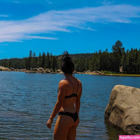 Foto di nudo di fuga di OnlyFans di Charlotte Caslick