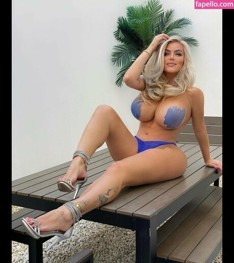 Foto di nudo di fuga di OnlyFans di Pat Kiss