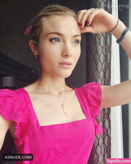 Skyler Samuels