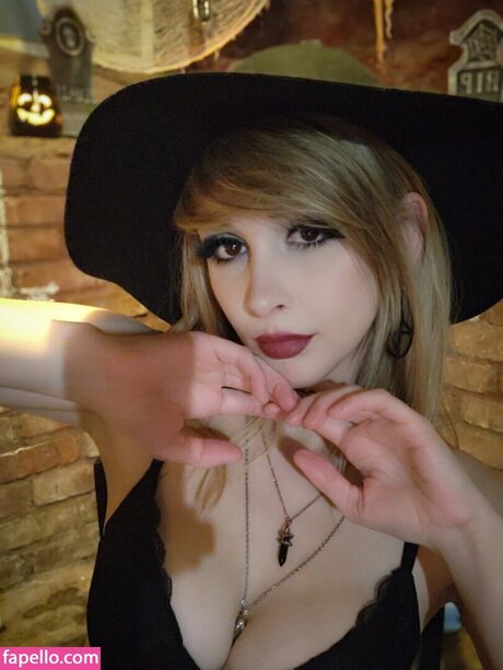 Amethystfoxx