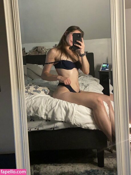 Foto di nudo di fuga di OnlyFans di Peachyhal
