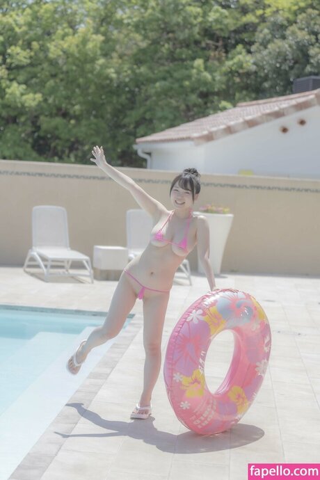Yuna Shirahoshi 白星優菜