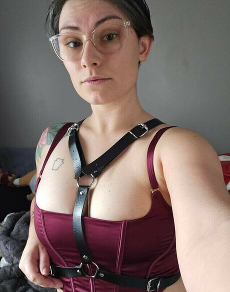 Foto di nudo di fuga di OnlyFans di Zemira Isadora