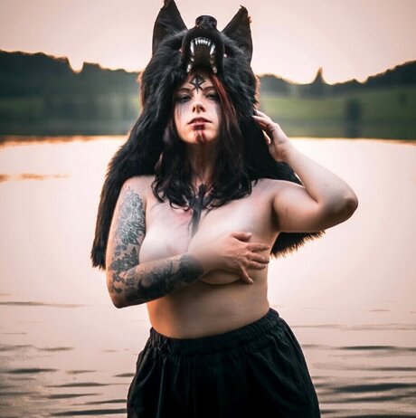 Anni_Quinn_