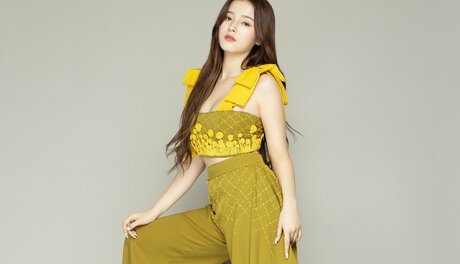 Nancy Momoland