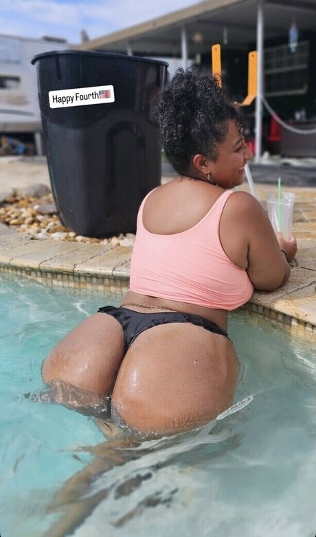 Foto di nudo di fuga di OnlyFans di Nanakunana
