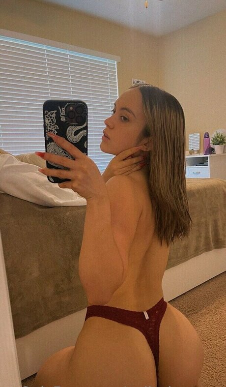 Nelly Becmac