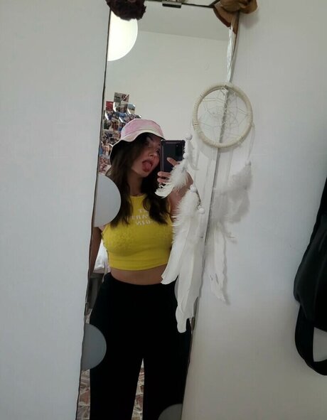 Foto di nudo di fuga di OnlyFans di Federica Mongiello