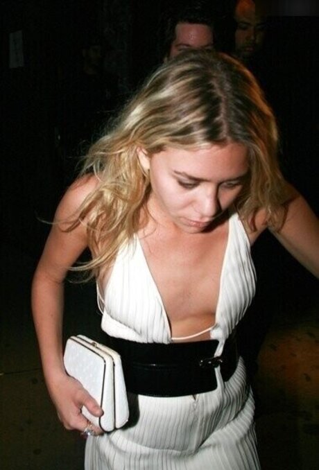 Foto di nudo di fuga di OnlyFans di Olsen Twins