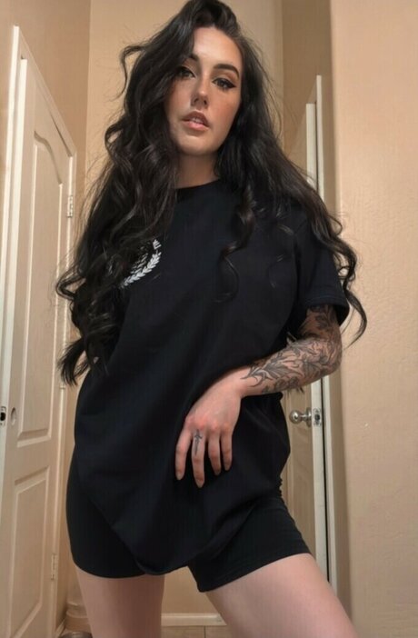 Foto di nudo di fuga di OnlyFans di Falconrose