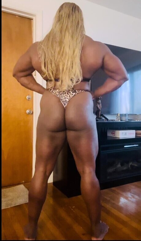 Foto di nudo di fuga di OnlyFans di Carla Bradley