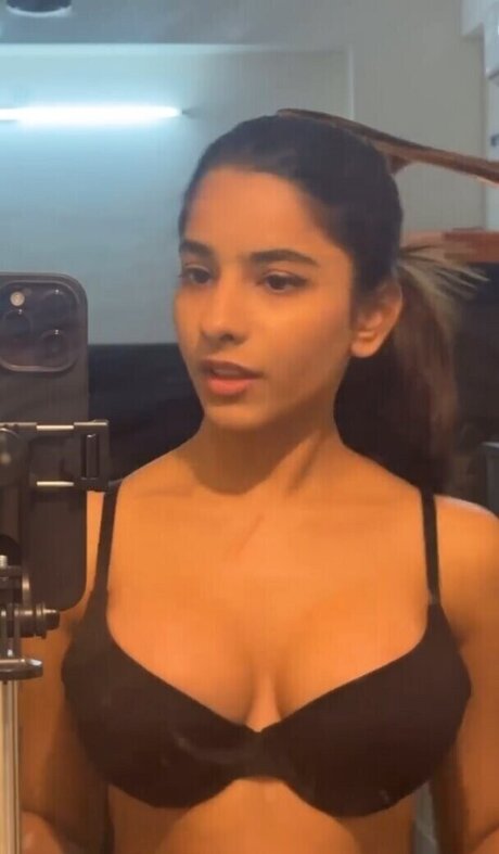 Aurora Sinclair