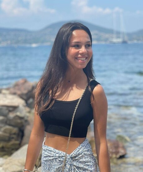 Elise_cm
