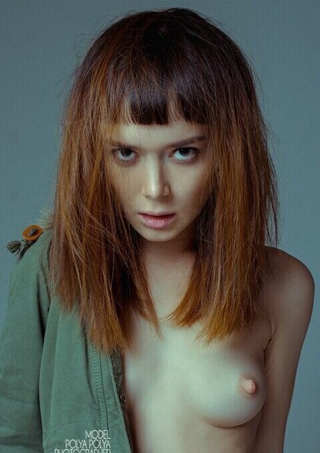 Foto di nudo di fuga di OnlyFans di Polina Knyazeva