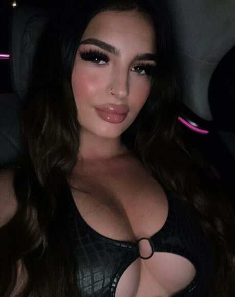 Foto di nudo di fuga di OnlyFans di Myaabd